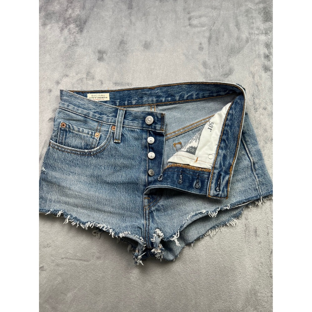 Levis Premium 501 Original Cutoff Denim Shorts Light Wash Blue W26 High Rise